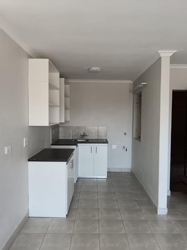 To Let 2 Bedroom Property for Rent in Bellville Western Cape